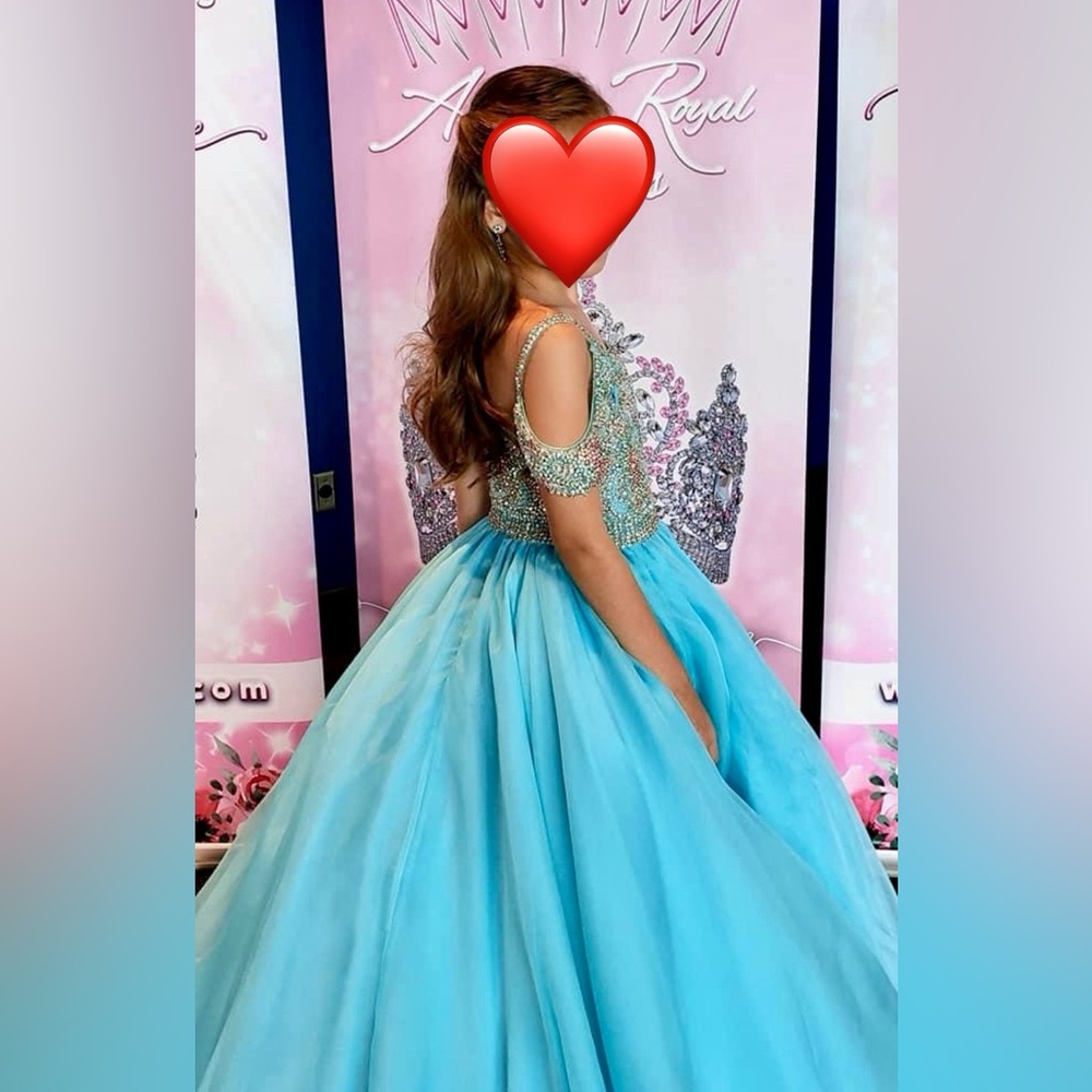 National winning Custom made girls dress ~8-10 girls size - made by DFG Couture